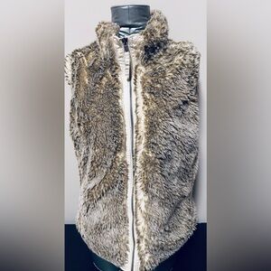 Off-White Reversible Faux Fur Vest GAP
